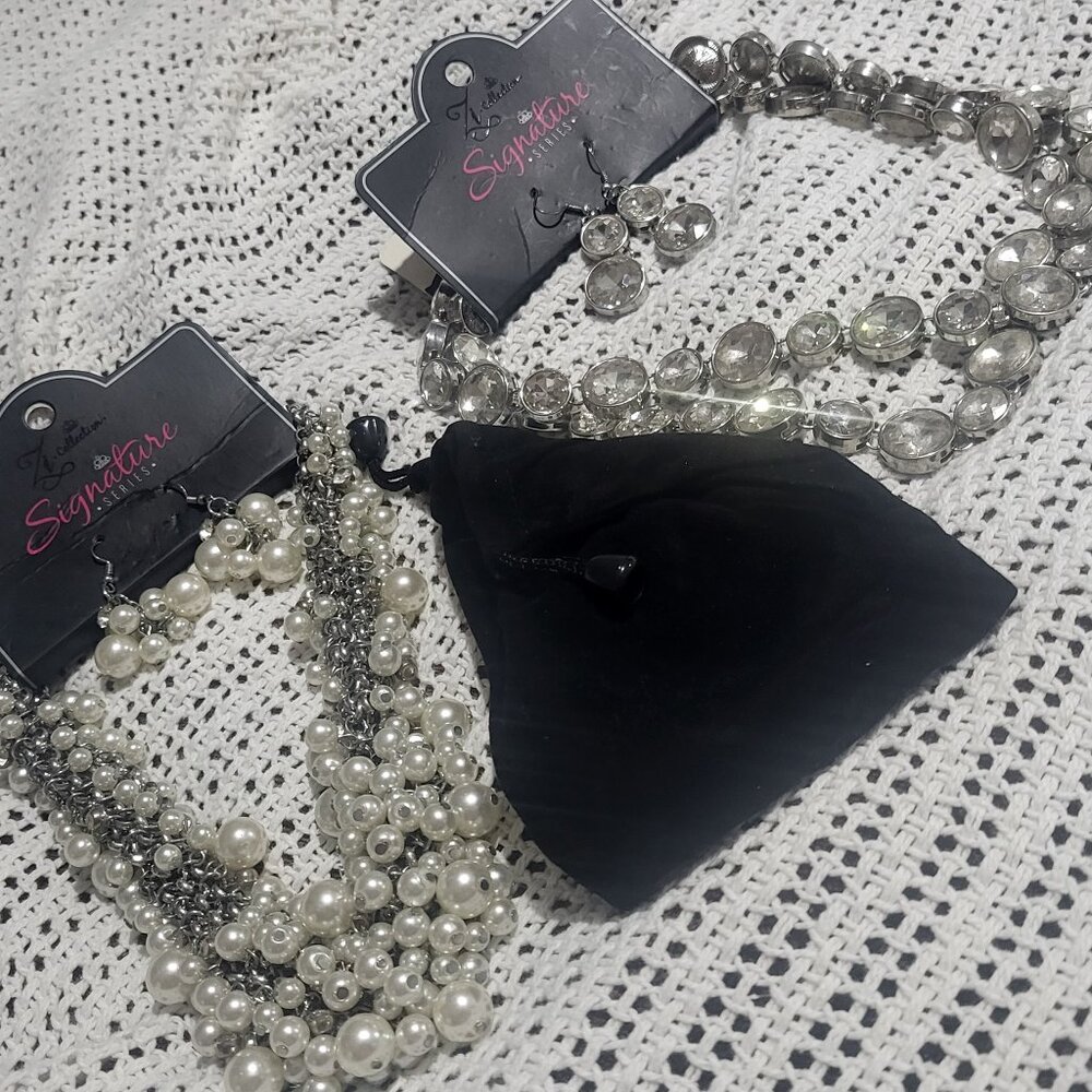 2 Set de collares con aretes